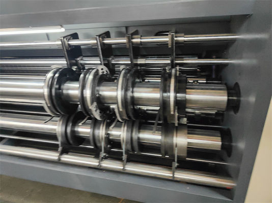 5000KG 자동 체인 먹여살림 노러브 카튼 인쇄 슬로팅 도어 절단 기계