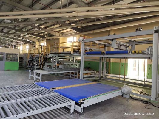 4500 KG 7 층의 corrugated 생산 라인을 가진 corrugated 카튼 박스 만드는 기계