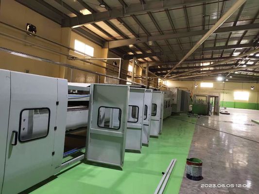 12.5KW 주력 모터 서보와 함께 경제적인 코러브 카드보드 생산 라인